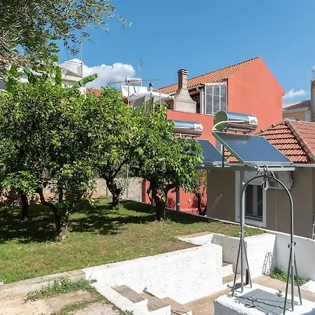 Διαμέρισμα Lithostroto Retreat #1 *